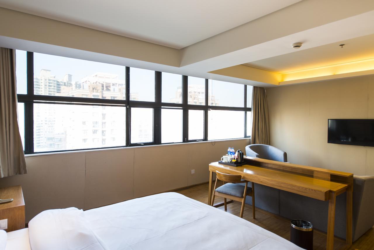 Ji Hotel Shanghai Hongqiao Transport Hub Linkong Zone Exterior photo