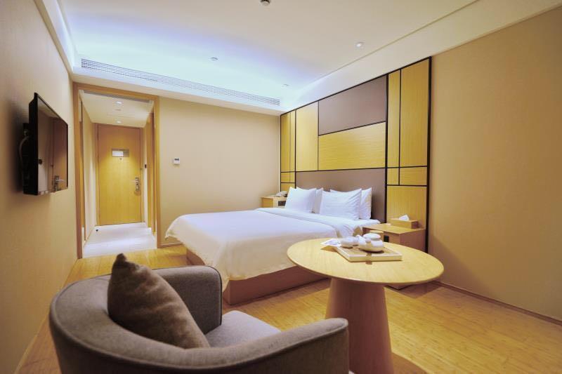 Ji Hotel Shanghai Hongqiao Transport Hub Linkong Zone Exterior photo